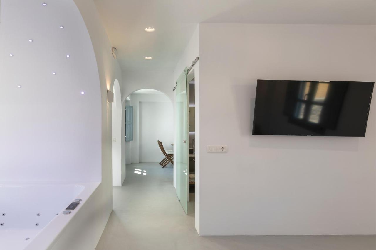 Emporio  Blackstone Luxury Suites מראה חיצוני תמונה