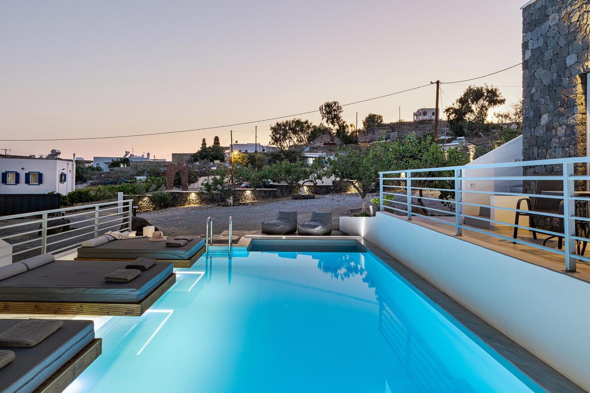 Emporio  Blackstone Luxury Suites מראה חיצוני תמונה